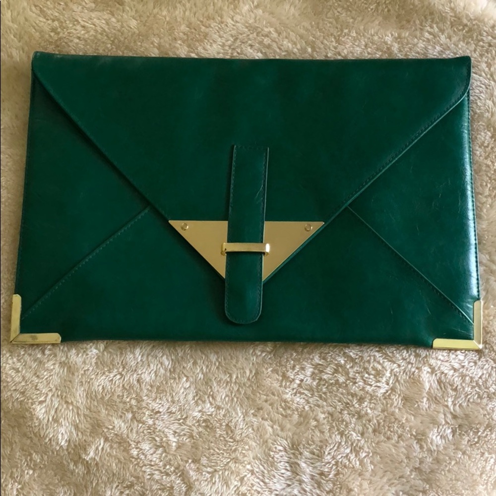 Emerald envelop clutch